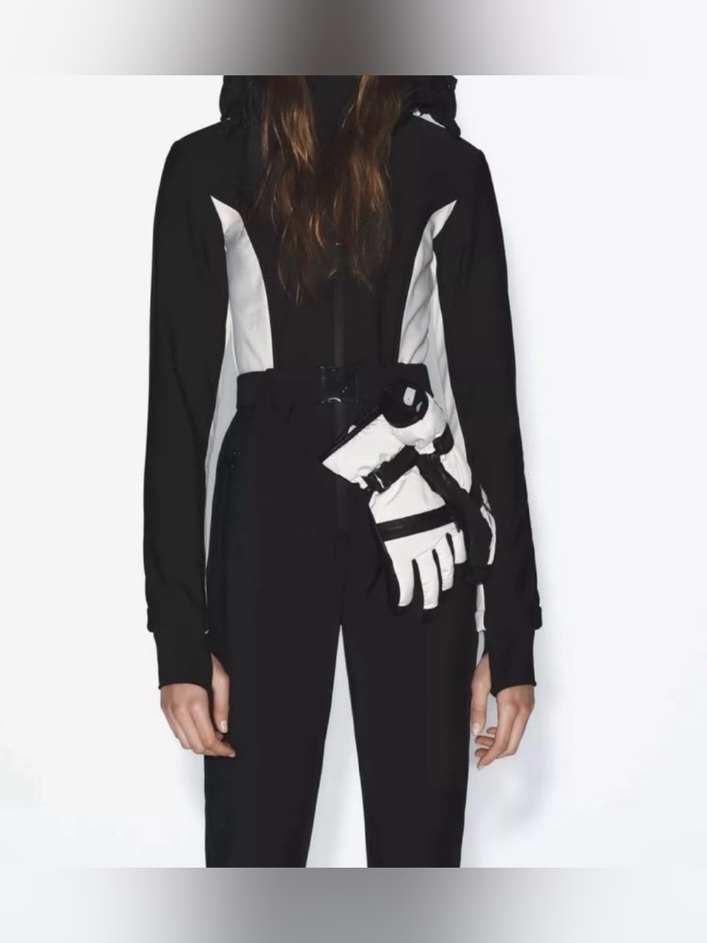 Brand new: Zara RECCO ski suit